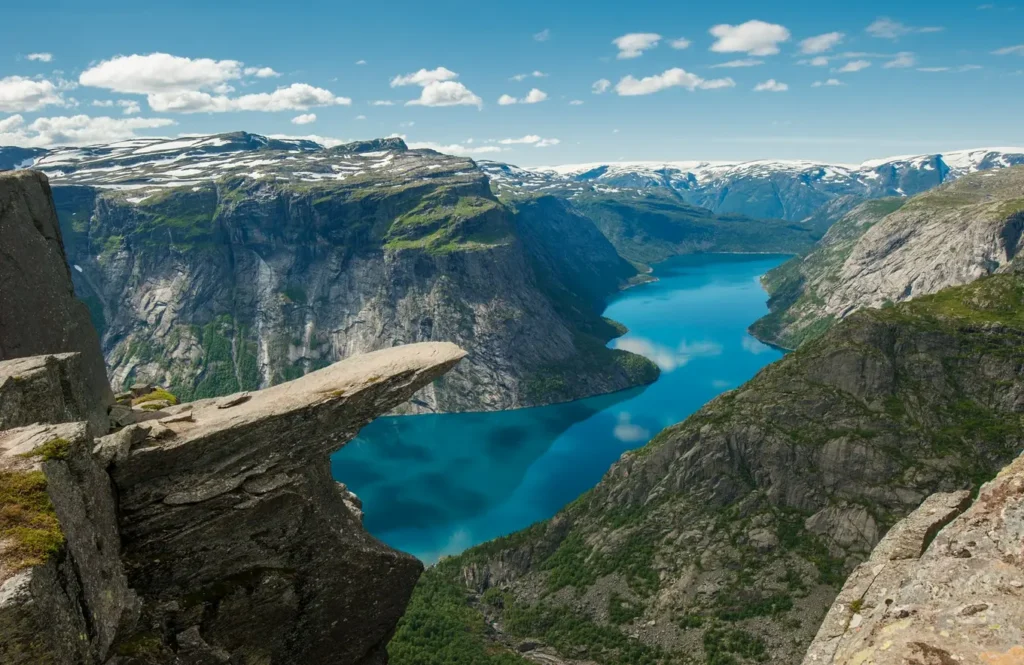 fiordy w Norwegii